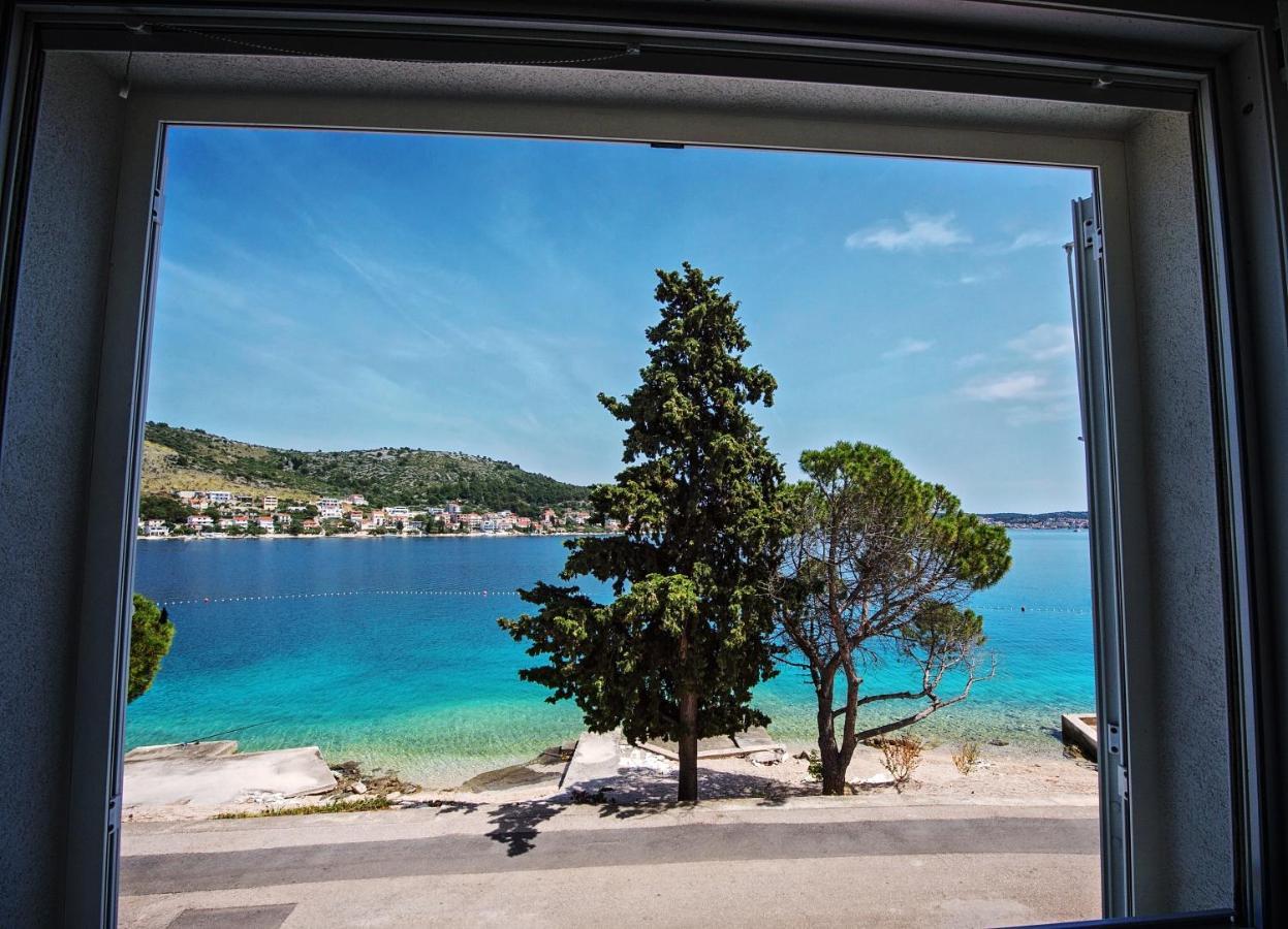 Sea Front Apartments Ivana โรกอซนิซา ภายนอก รูปภาพ